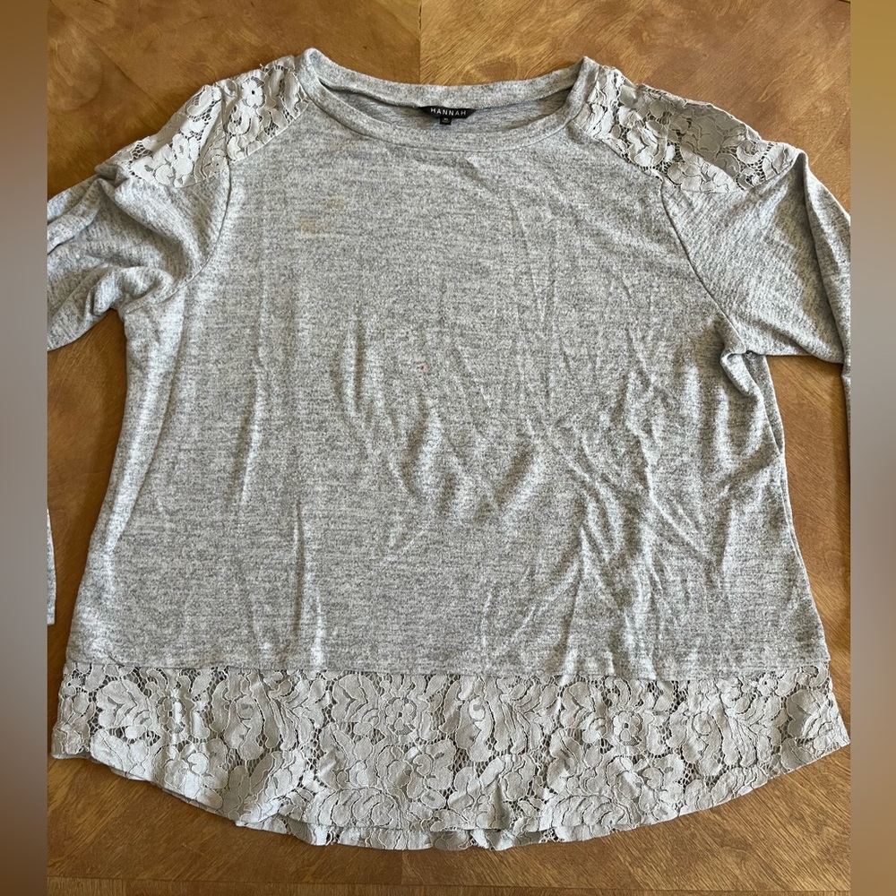 Hannah Gray Blouse with White Lace Trim – Women’s XL